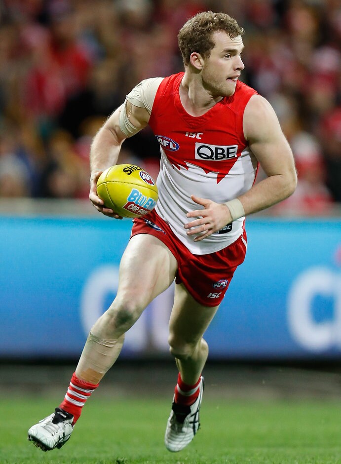 AFL 2016 Rd 17 - Sydney v Hawthorn SYDNEY, AUSTRALIA - JULY 14: Tom Mitchell of the Swans in action during the 2016 AFL Round 17 match between the Sydney Swans and the Hawthorn Hawks at the Sydney Cricket Ground on July 14, 2016 in Sydney, Australia. (Photo by Michael Willson/AFL Media)